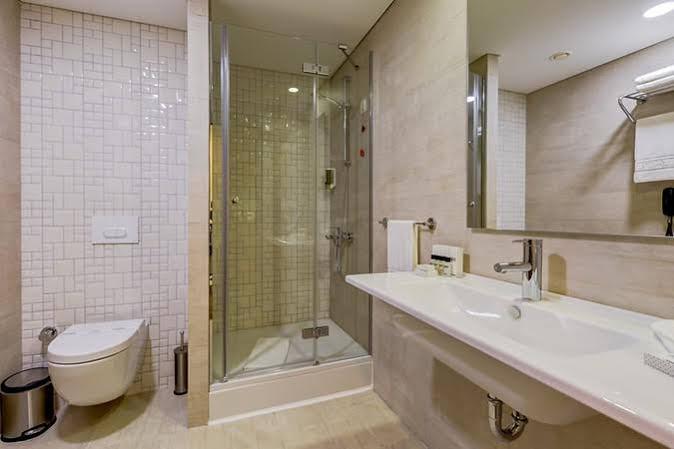 Plus Suit Atasehir Istanbul Luaran gambar